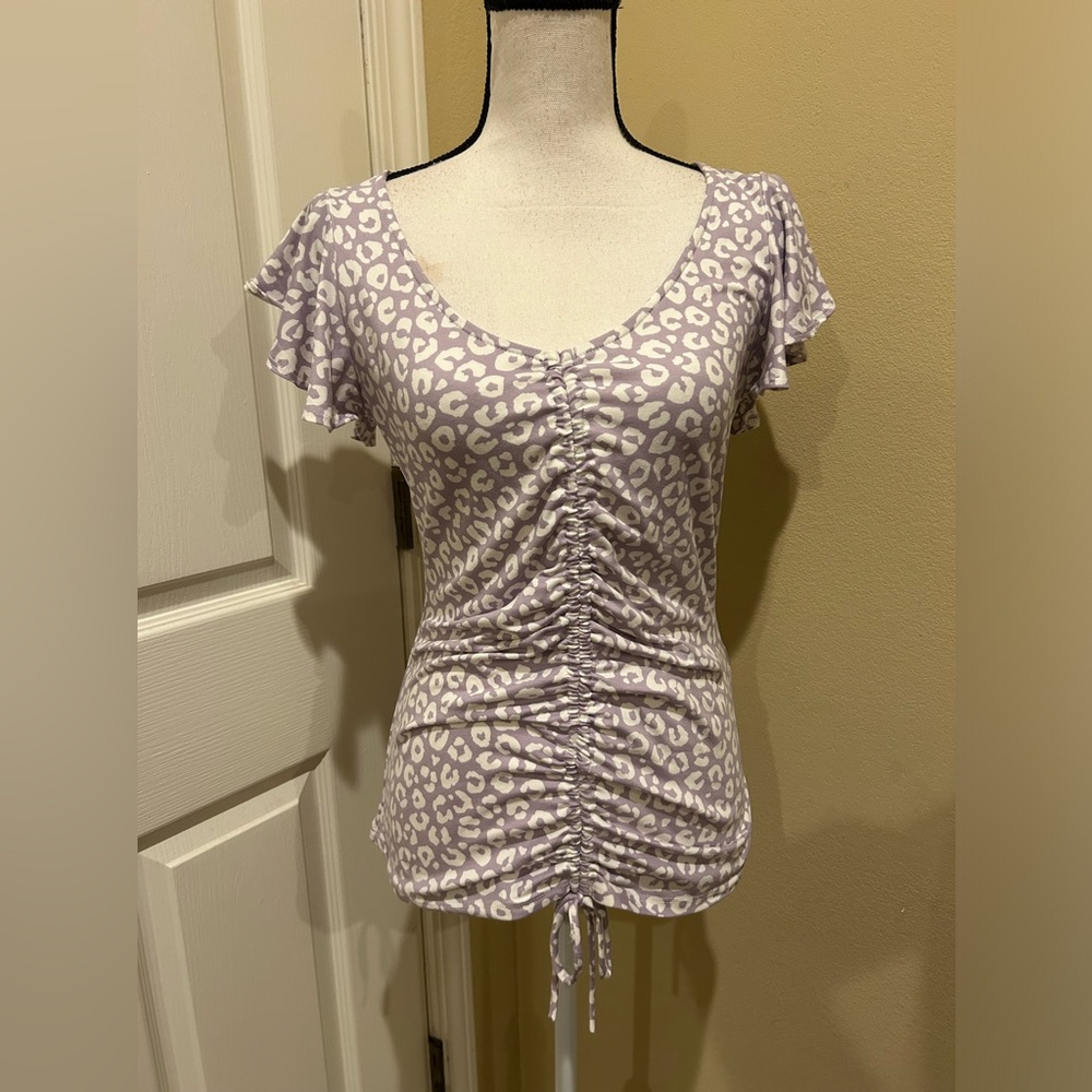 NWOT Vine and love too